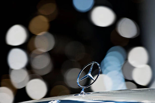 Maybach car logo
